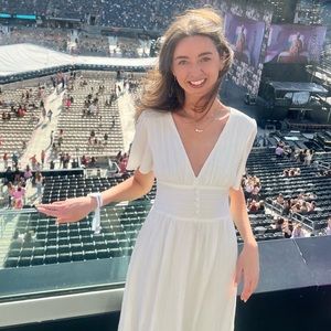 Meet your Posher, Megan